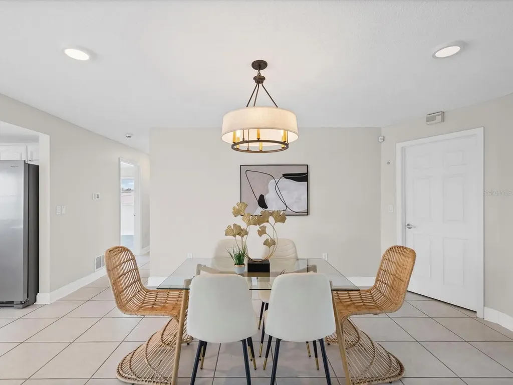 441 Palm Island NE Clearwater FL 33767
