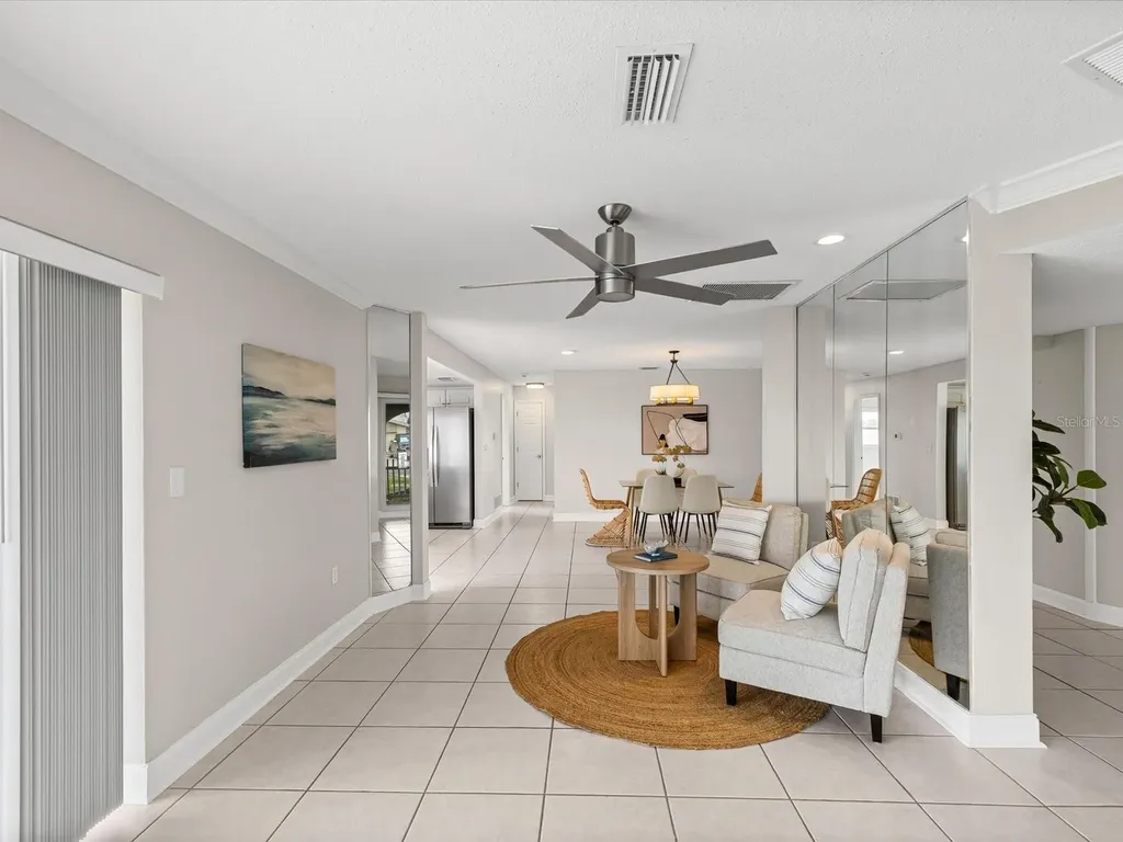 441 Palm Island NE Clearwater FL 33767