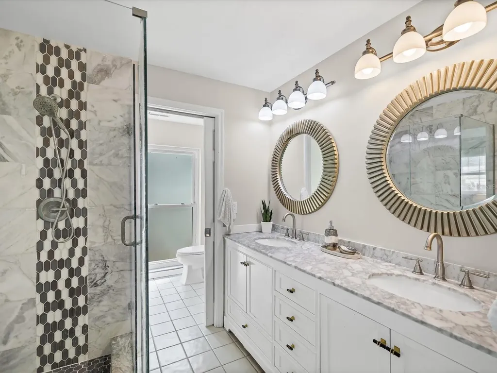 441 Palm Island NE Clearwater FL 33767