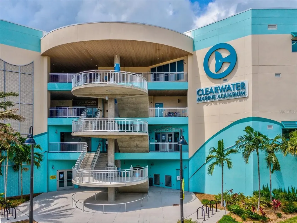441 Palm Island NE Clearwater FL 33767