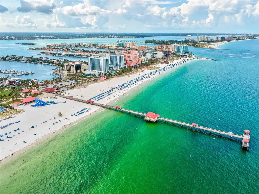 441 Palm Island NE Clearwater FL 33767