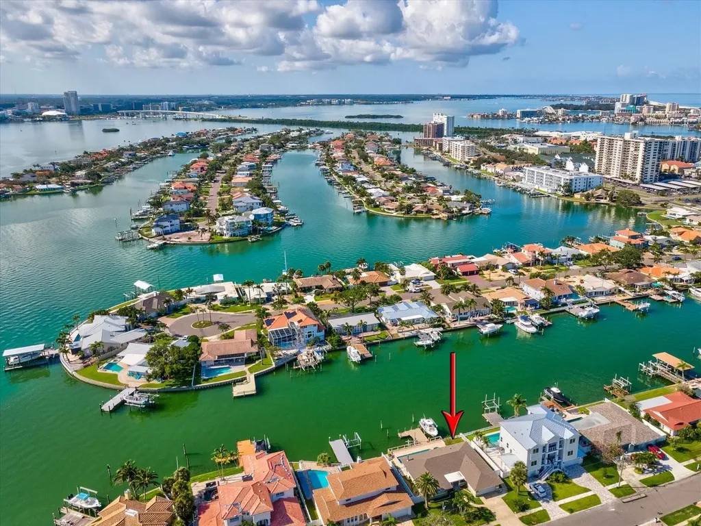 441 Palm Island NE Clearwater FL 33767