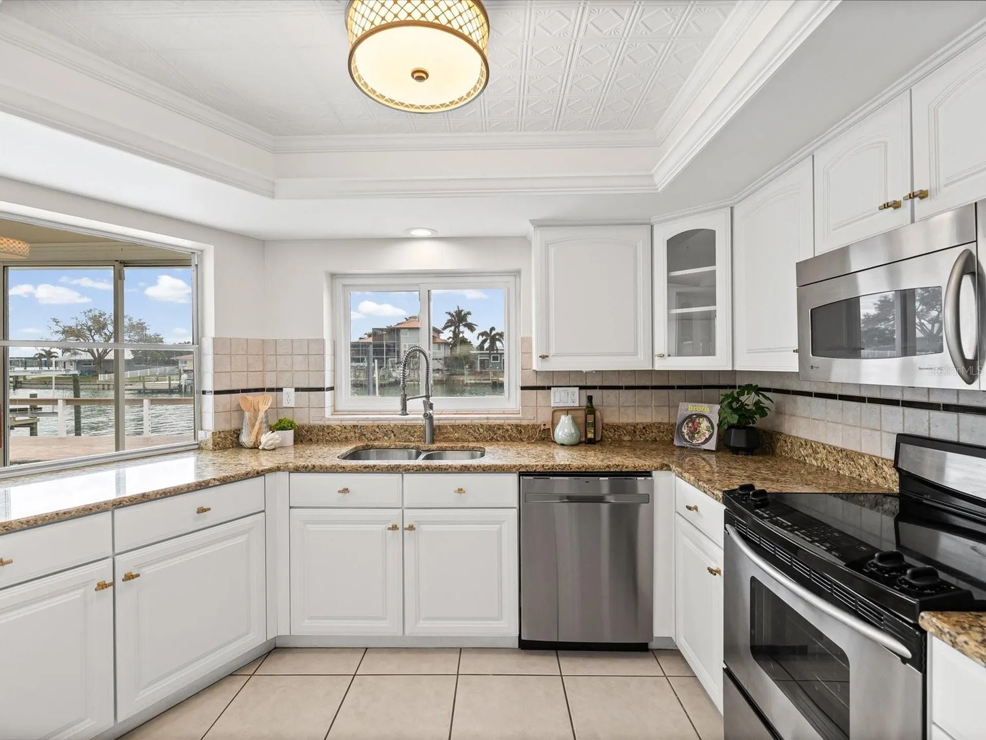 441 Palm Island NE Clearwater FL 33767