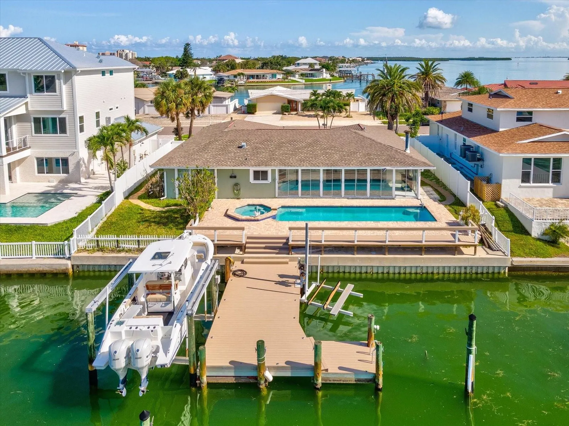 441 Palm Island NE Clearwater FL 33767