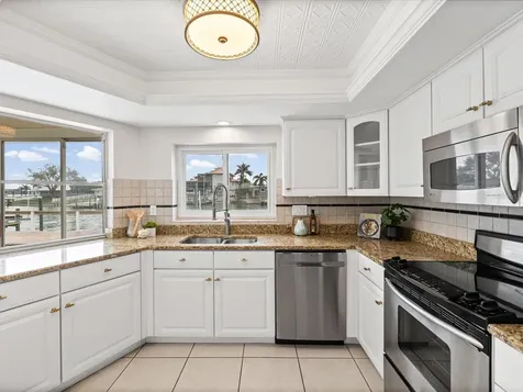 441 Palm Island NE Clearwater FL 33767