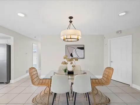 441 Palm Island NE Clearwater FL 33767