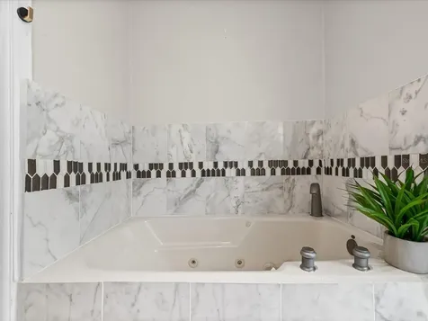 441 Palm Island NE Clearwater FL 33767