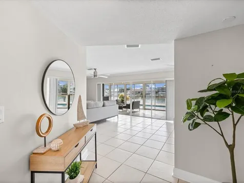 441 Palm Island NE Clearwater FL 33767