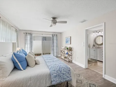 441 Palm Island NE Clearwater FL 33767