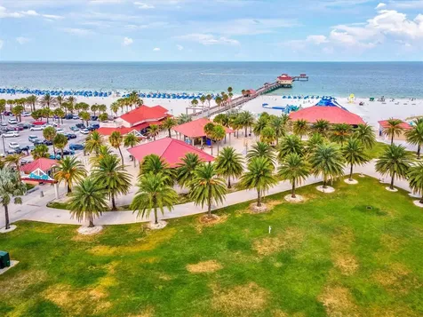 441 Palm Island NE Clearwater FL 33767