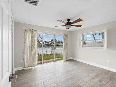 441 Palm Island NE Clearwater FL 33767