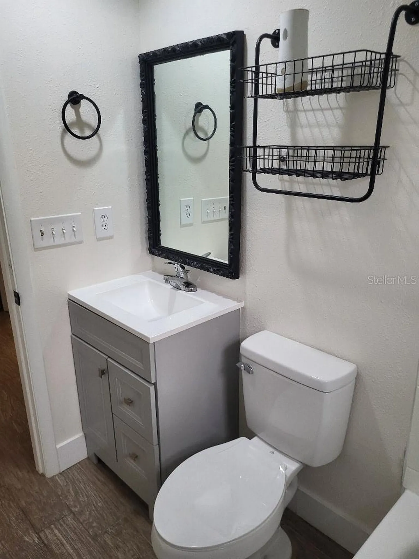 995 Emerald Drive Mount Dora FL 32757