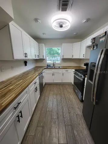 995 Emerald Drive Mount Dora FL 32757