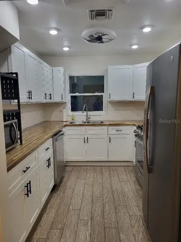 995 Emerald Drive Mount Dora FL 32757
