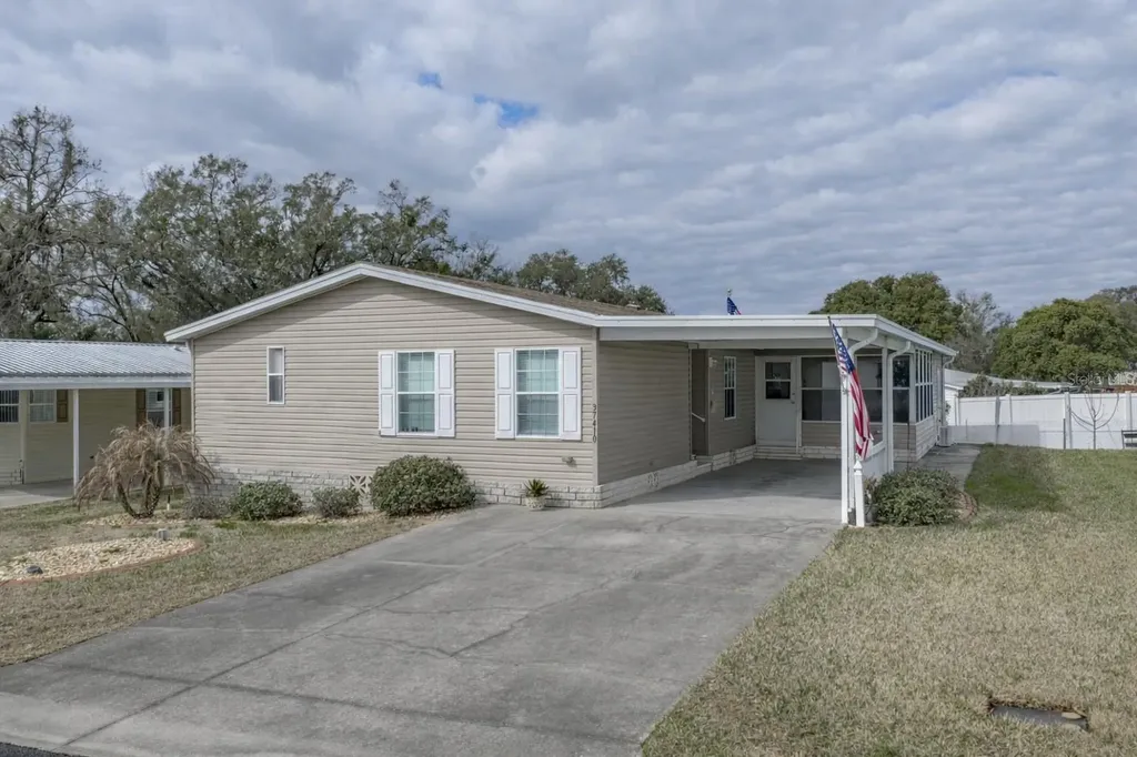 37410 Neukom Avenue Zephyrhills FL 33541