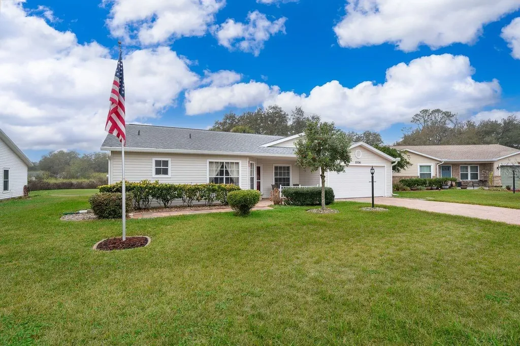 25741 Belle Helene Leesburg FL 34748