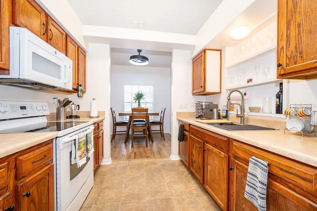 25741 Belle Helene Leesburg FL 34748