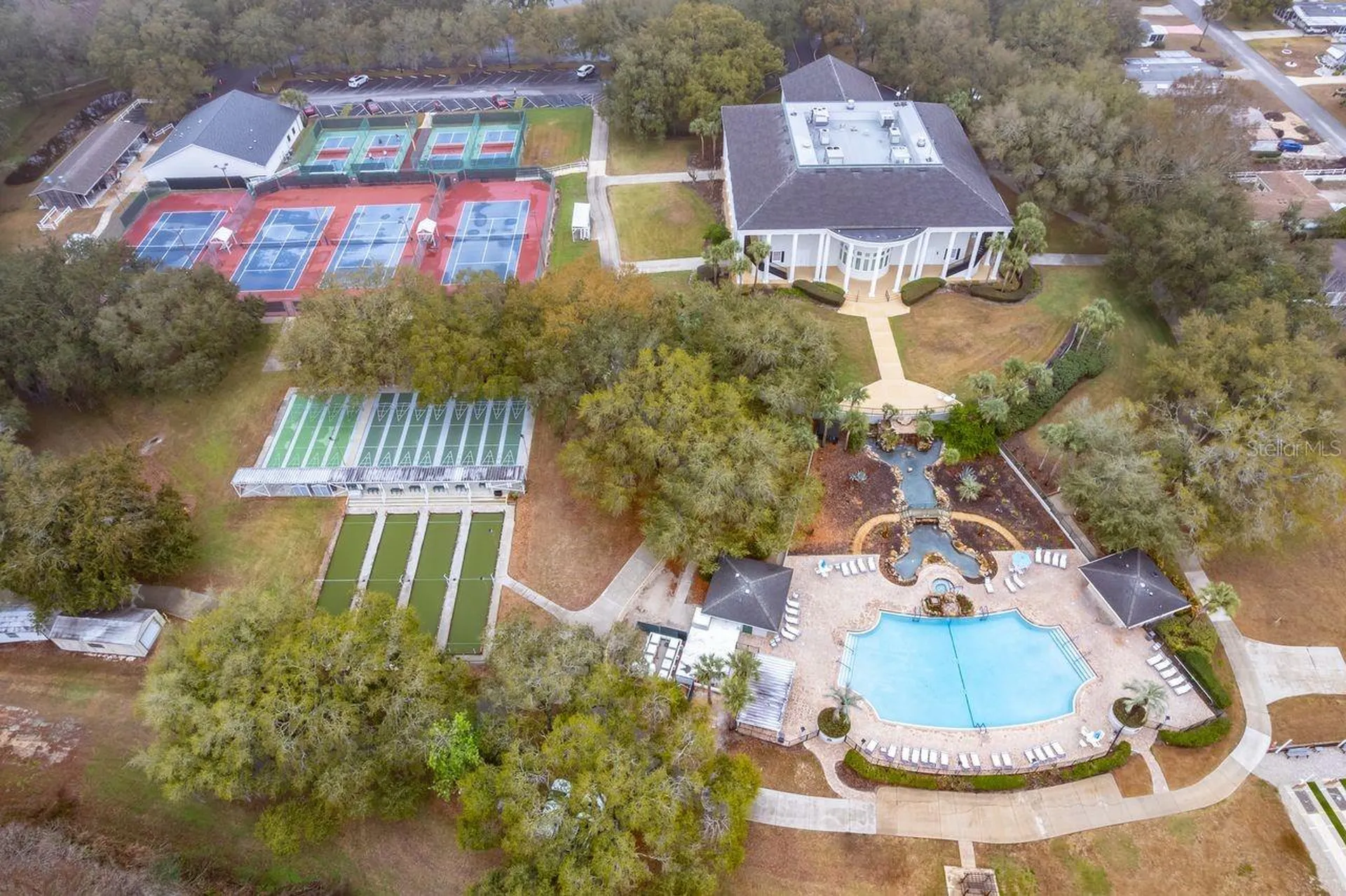 25741 Belle Helene Leesburg FL 34748