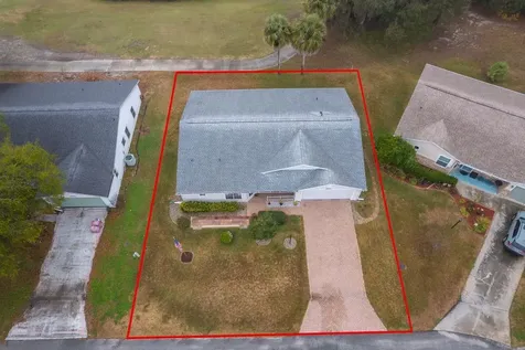 25741 Belle Helene Leesburg FL 34748
