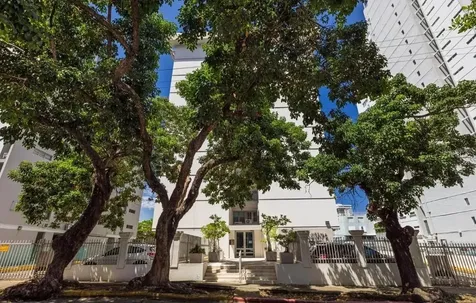 76 Kings Court San Juan PR 00907
