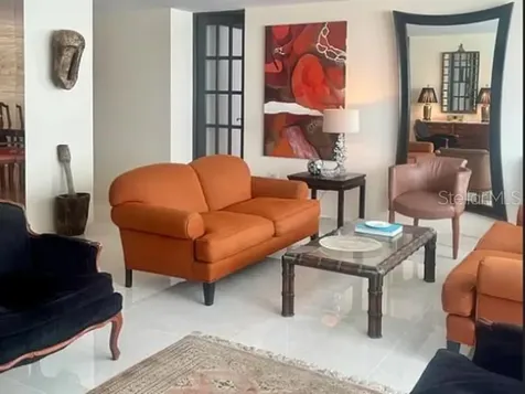 76 Kings Court San Juan PR 00907
