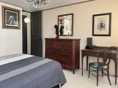 76 Kings Court San Juan PR 00907