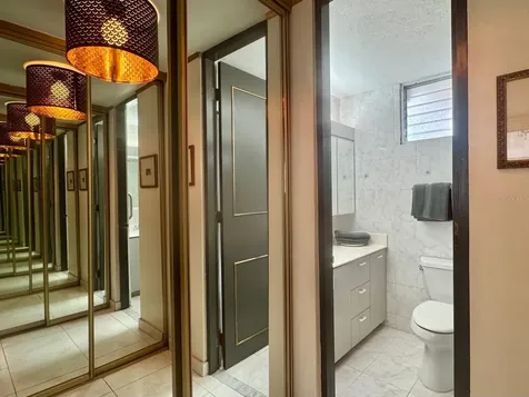 76 Kings Court San Juan PR 00907