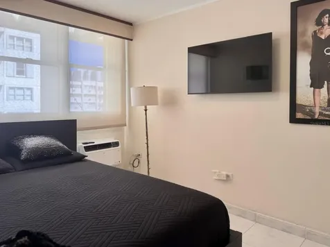 76 Kings Court San Juan PR 00907