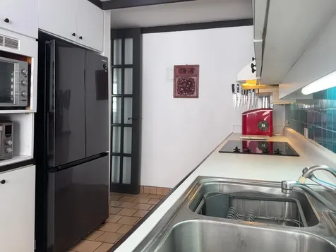 76 Kings Court San Juan PR 00907
