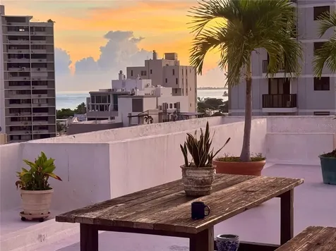 76 Kings Court San Juan PR 00907