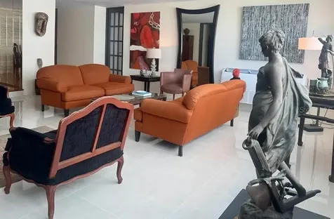 76 Kings Court San Juan PR 00907