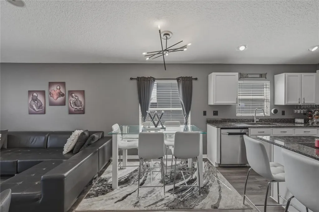 7845 Merchantville Circle Zephyrhills FL 33540