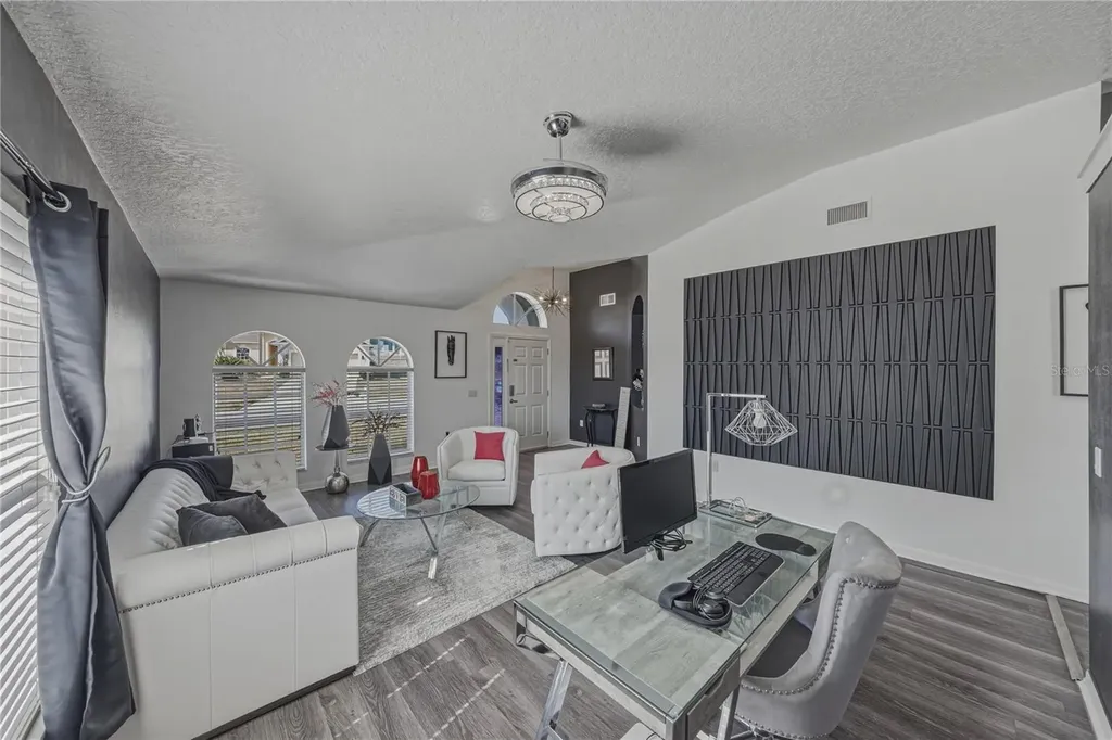 7845 Merchantville Circle Zephyrhills FL 33540