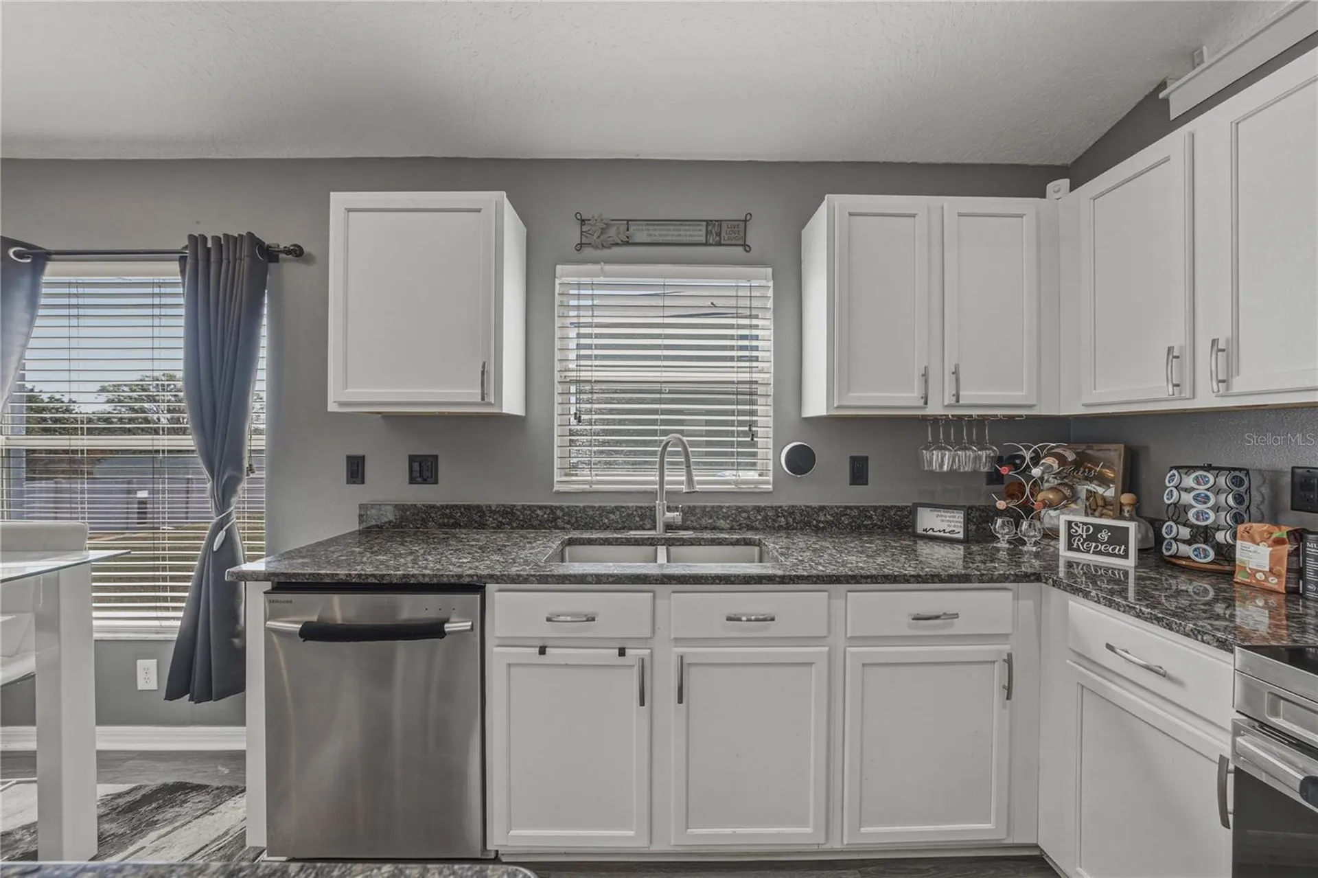 7845 Merchantville Circle Zephyrhills FL 33540