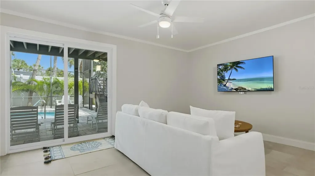 4939 Commonwealth Drive Sarasota FL 34242