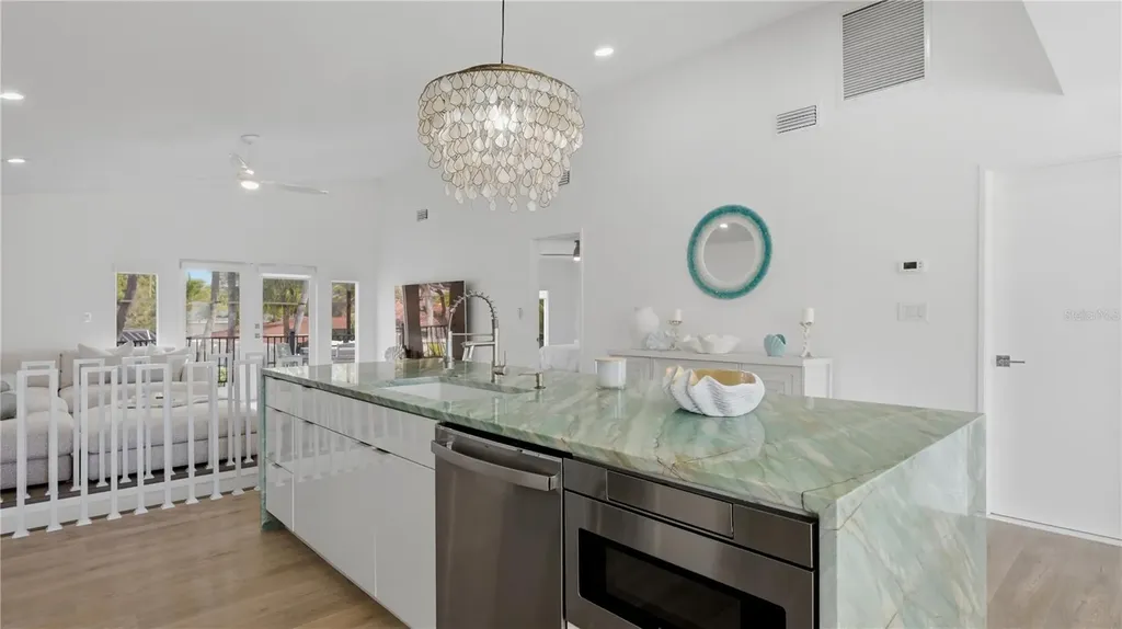 4939 Commonwealth Drive Sarasota FL 34242