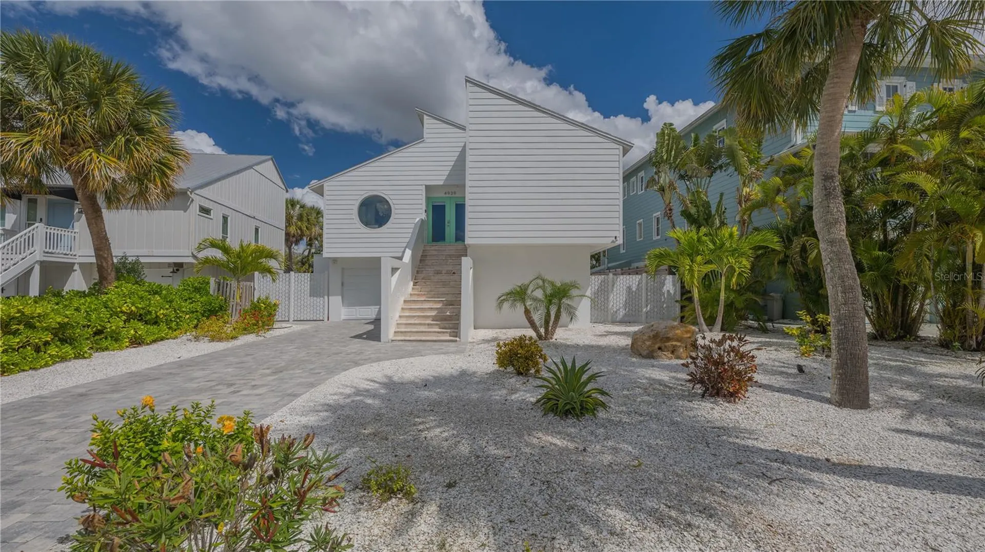 4939 Commonwealth Drive Sarasota FL 34242