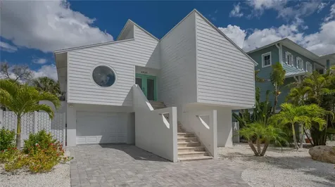 4939 Commonwealth Drive Sarasota FL 34242