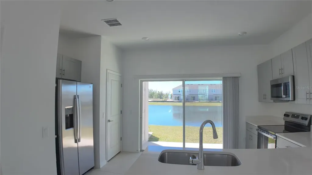 3191 Skyline Loop Kissimmee FL 34758