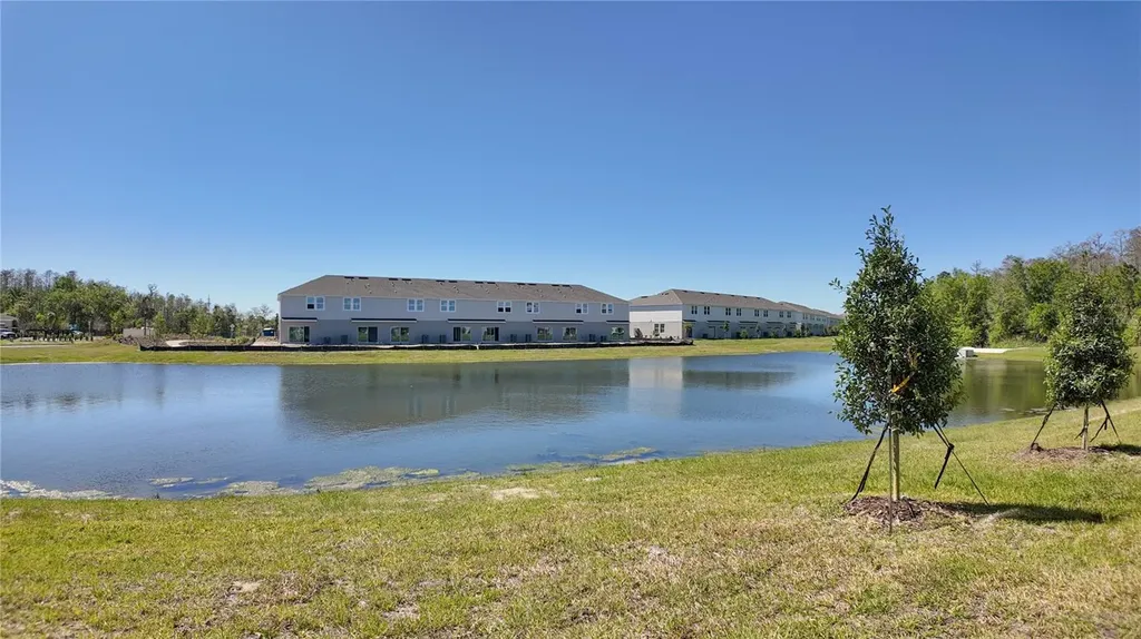 3191 Skyline Loop Kissimmee FL 34758