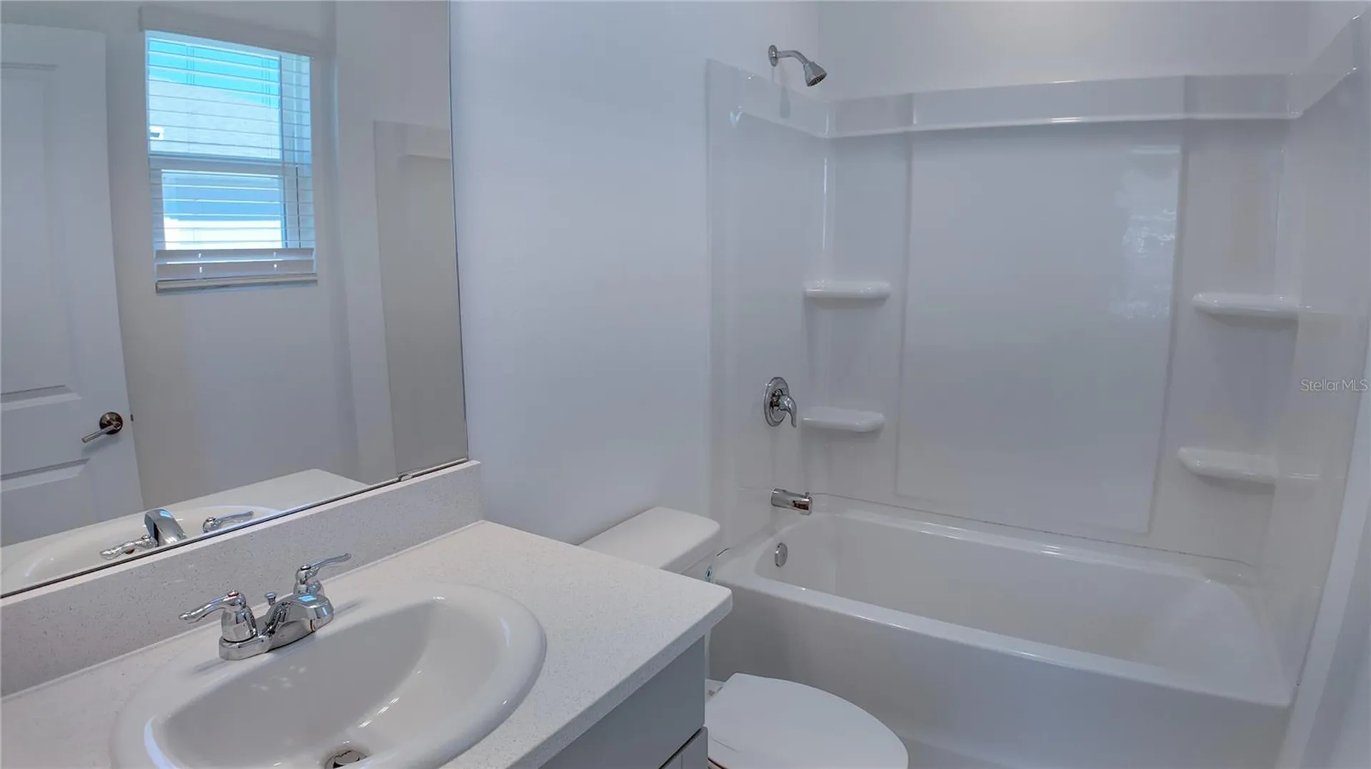 3191 Skyline Loop Kissimmee FL 34758