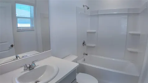3191 Skyline Loop Kissimmee FL 34758