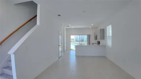 3191 Skyline Loop Kissimmee FL 34758