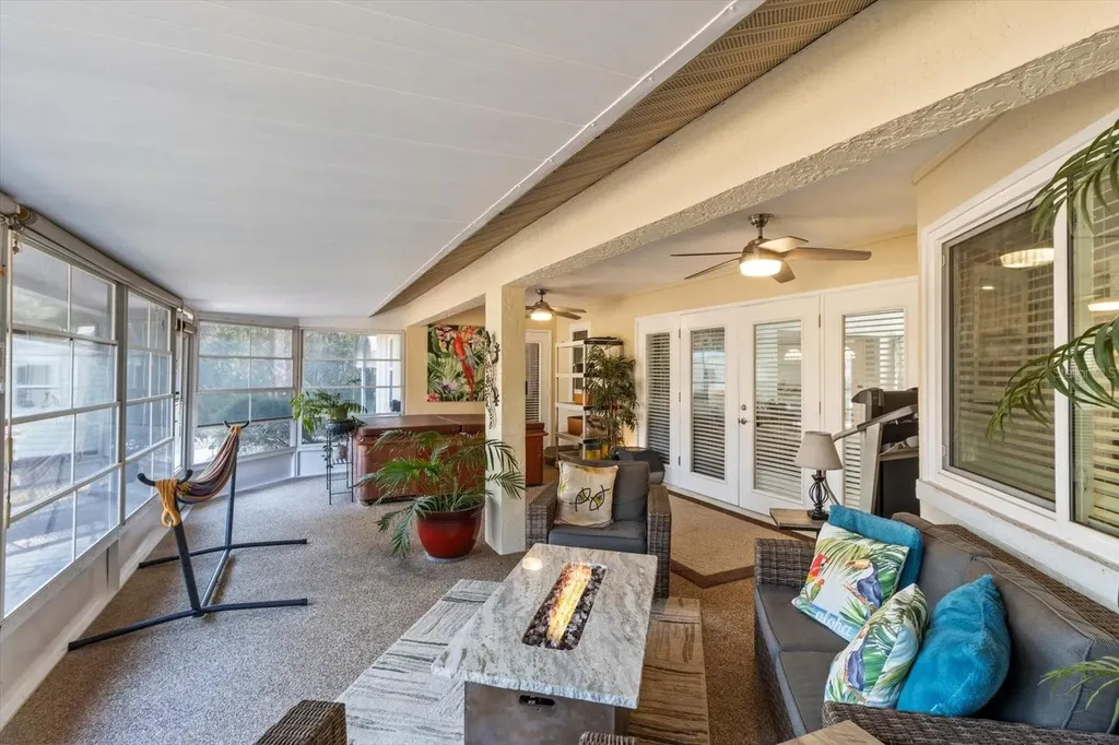 84 N Country Club Drive Crystal River FL 34429
