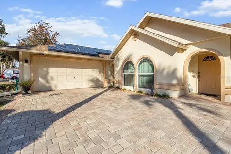 84 N Country Club Drive Crystal River FL 34429