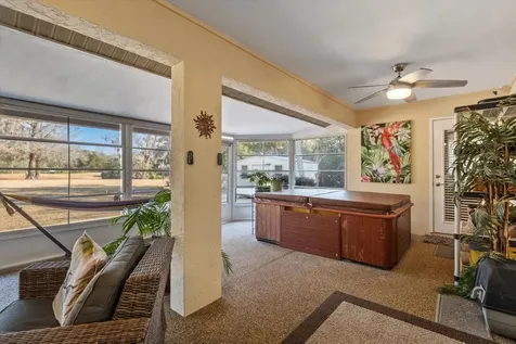 84 N Country Club Drive Crystal River FL 34429