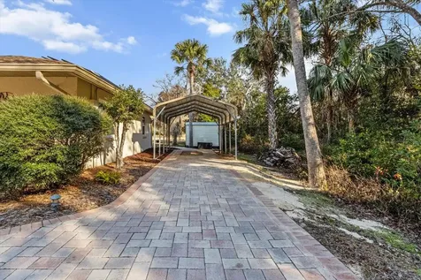 84 N Country Club Drive Crystal River FL 34429