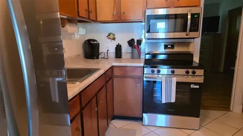 541 S Peninsula Avenue New Smyrna Beach FL 32169