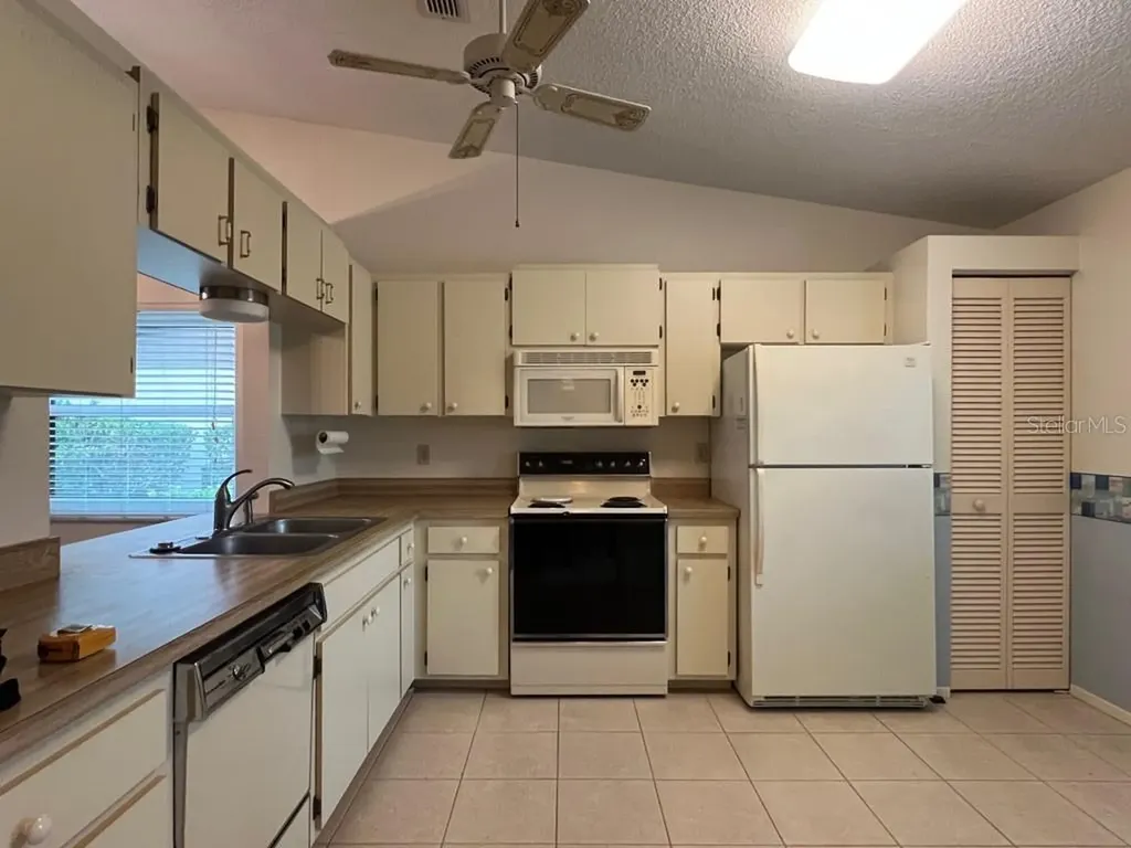 1710 Curry Avenue Nokomis FL 34275