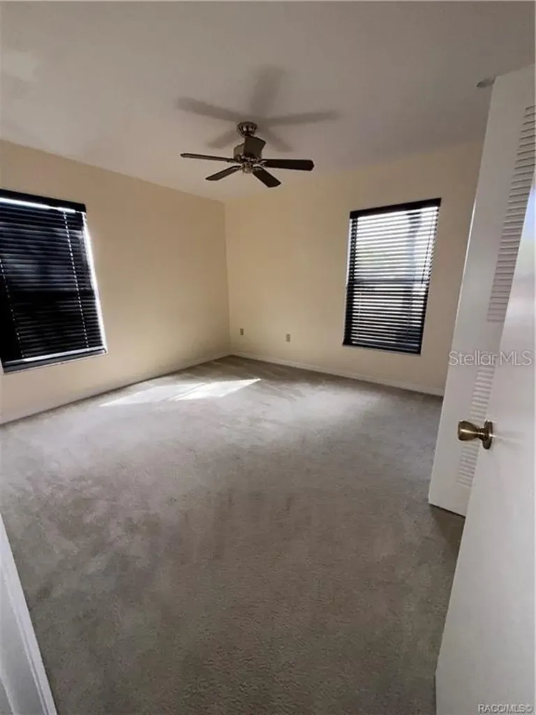 805 SE Mayo Drive Crystal River FL 34429